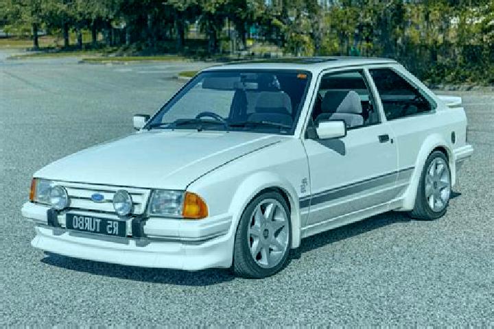 escort Tolar