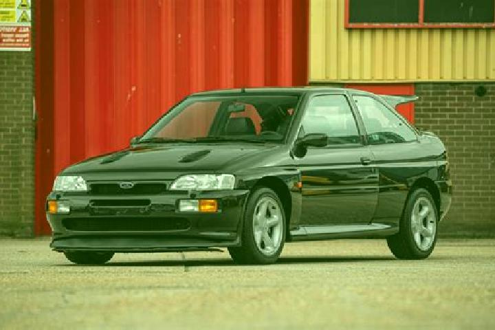 escort Toyoda