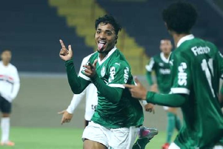 escort Tres Palmeiras