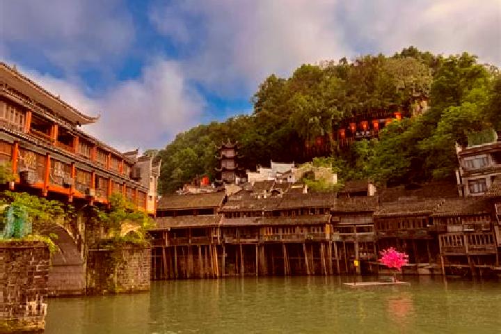 escort Tuojiang
