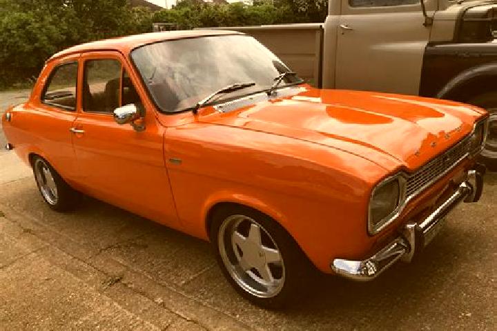 escort Uelversheim