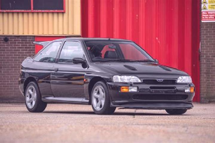 escort Ukwa