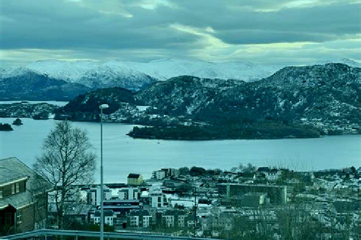 escort Ulsteinvik