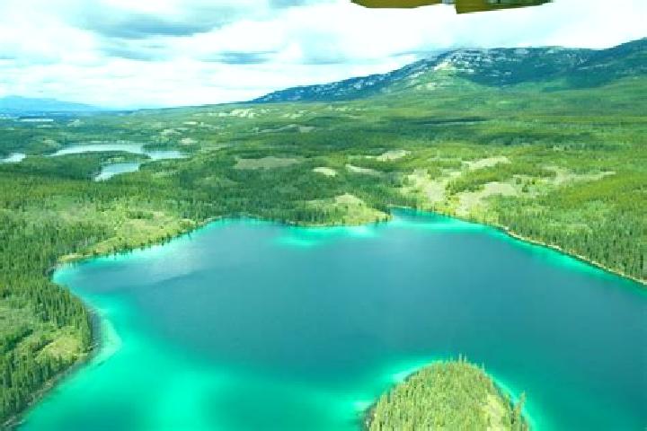 escort Upper Liard