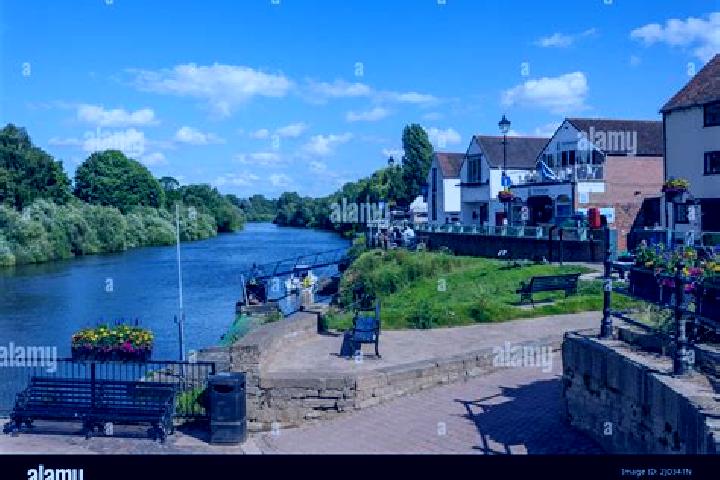 escort Upton upon Severn