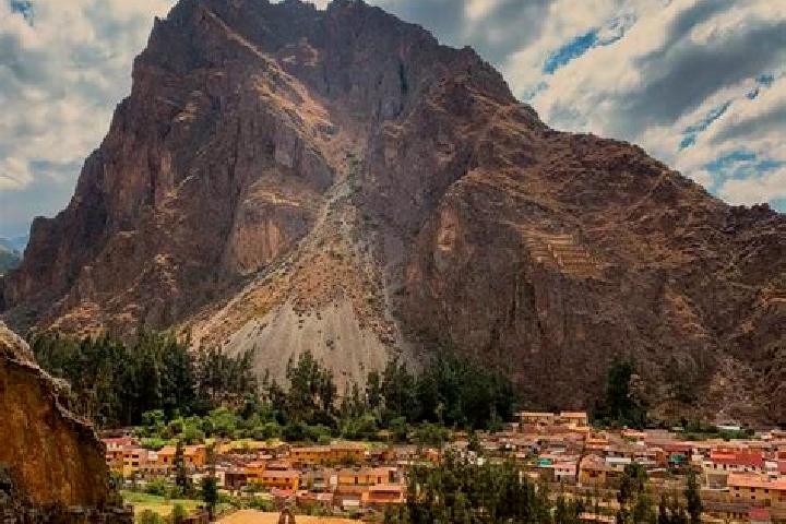 escort Urubamba