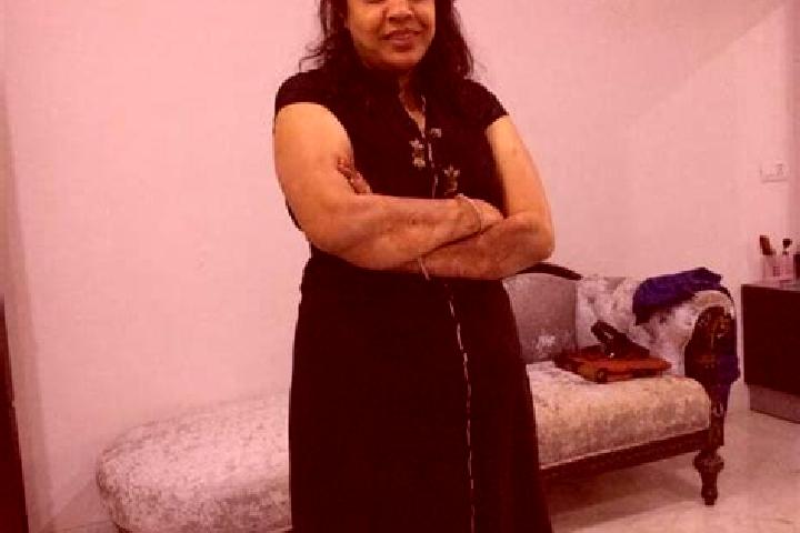 escort Usha