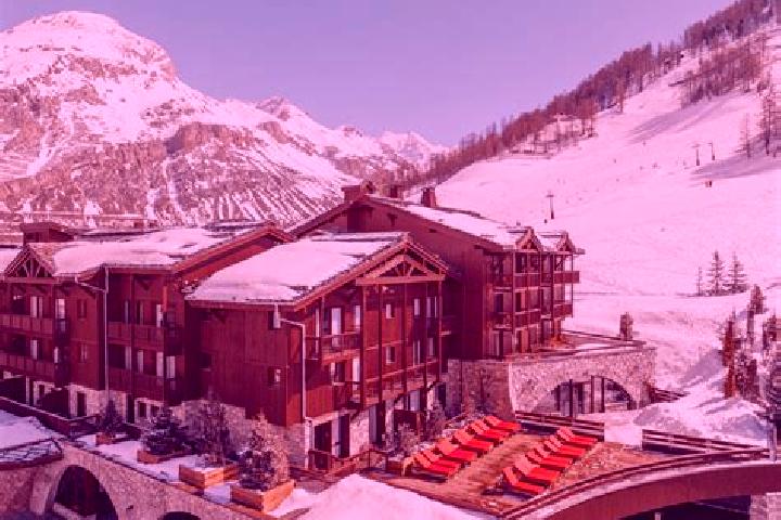 escort Val-d Isere