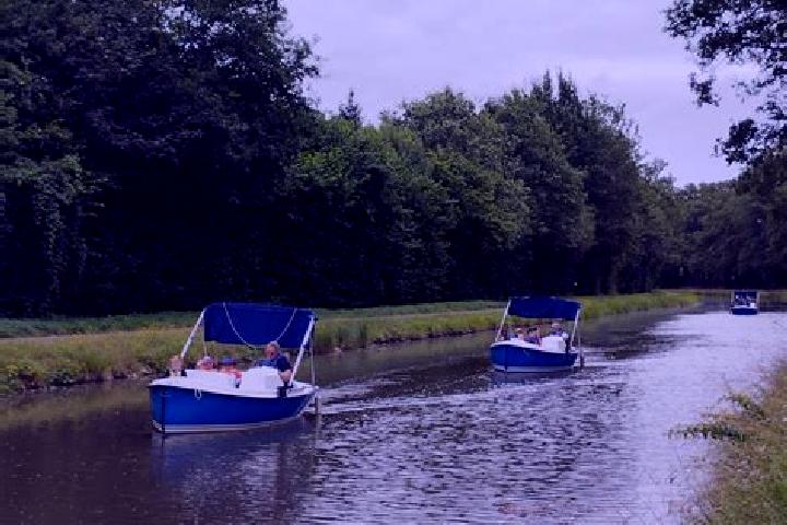 escort Vallon-en-Sully