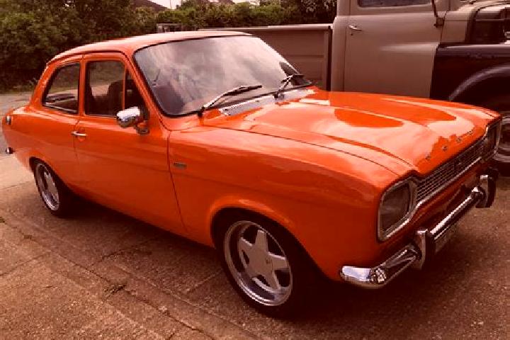 escort Vanjulet
