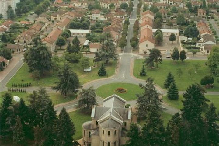 escort Varennes-Vauzelles
