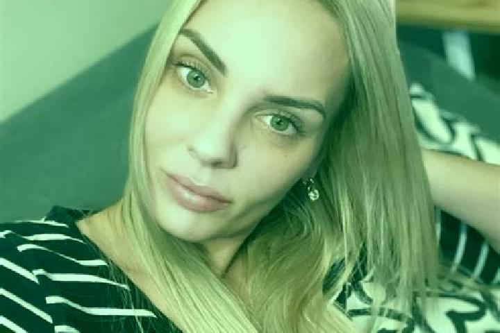 escort Viktoriia