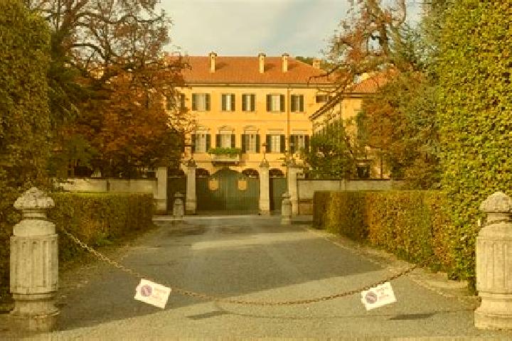 escort Villa San Martino