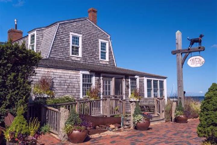 escort Vineyard Haven
