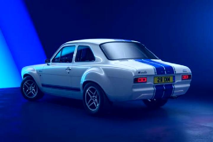escort Voelschow