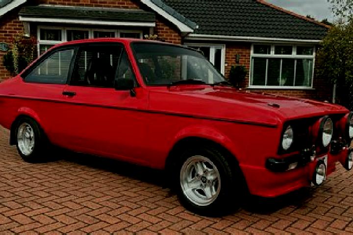 escort Wadworth