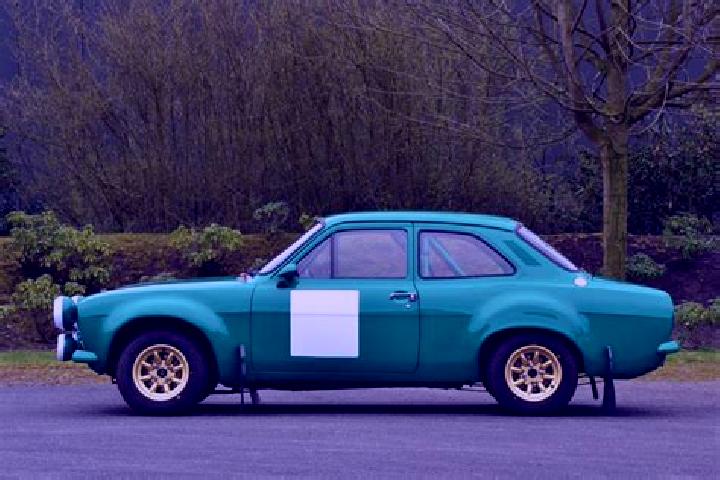 escort Walton Park