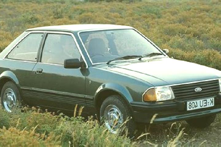 escort Waratah