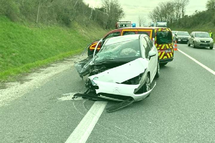 escort Waret-la-Chaussee