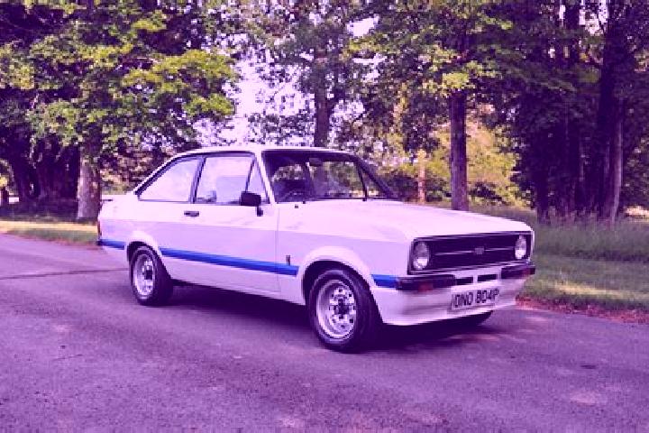 escort Warlow