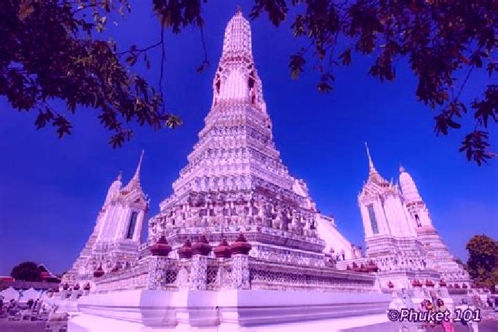 escort Wat Arun
