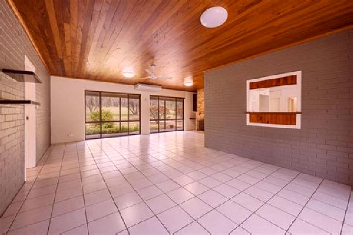 escort Waterview Heights