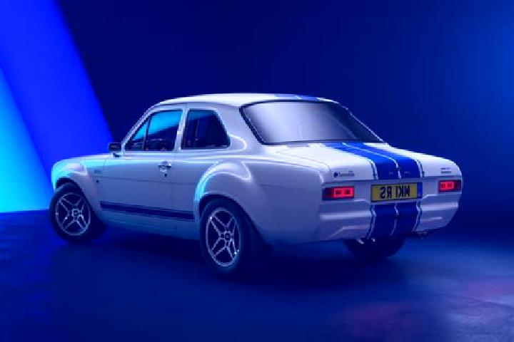 escort Webuye