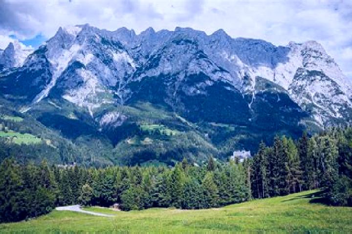 escort Werfen