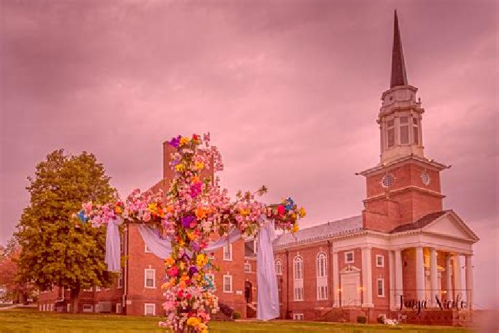 escort West Lynchburg