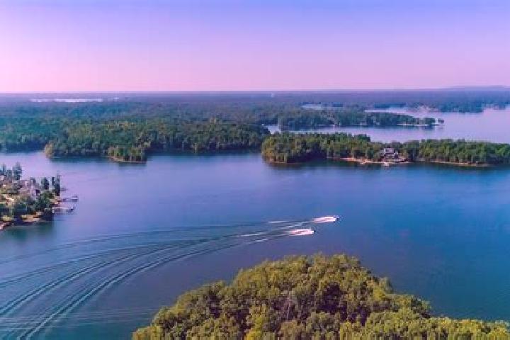 escort Western Lake