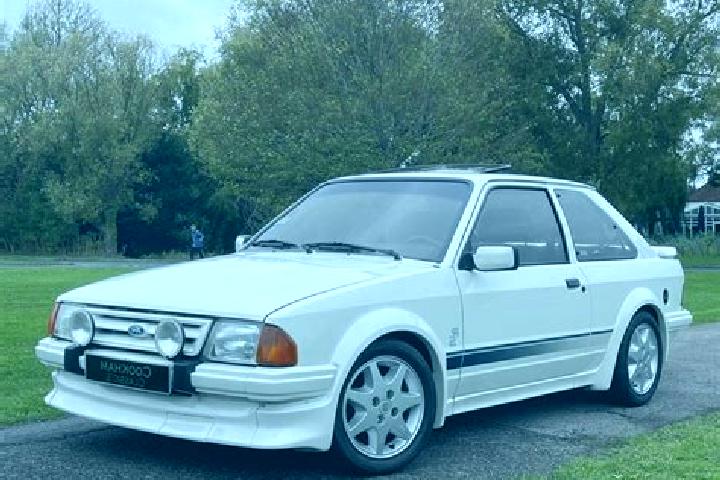 escort White Hill