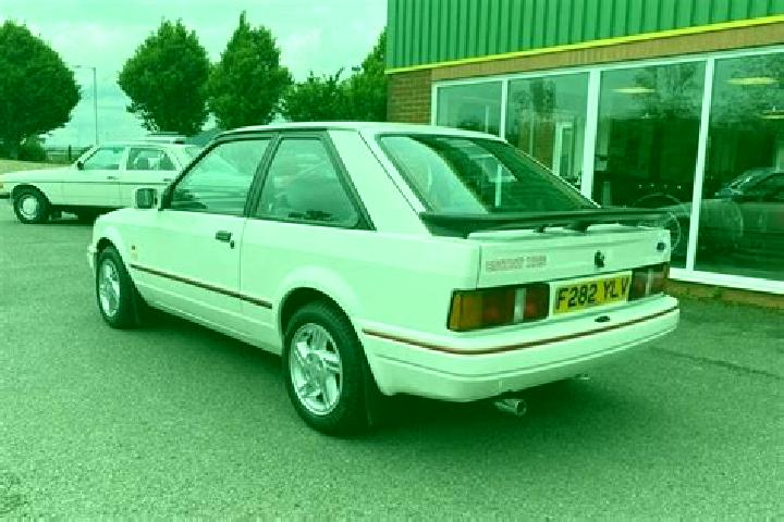 escort Whitecross