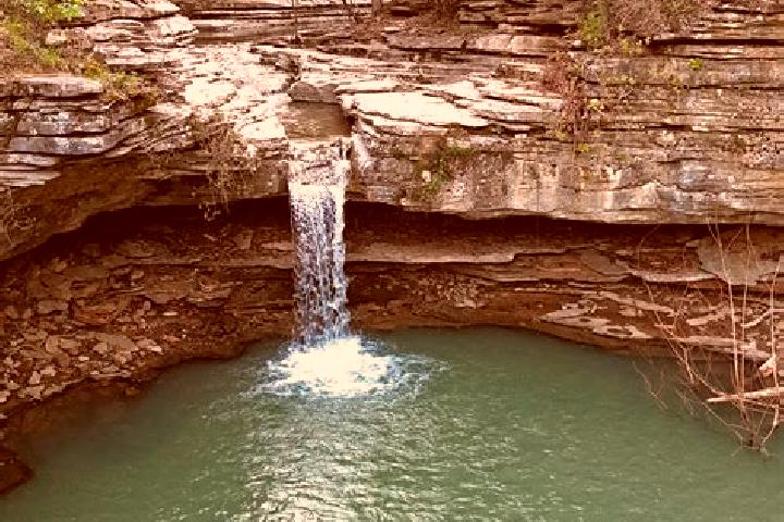 escort Winding Falls