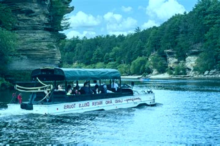 escort Wisconsin Dells