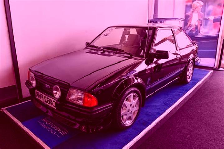 escort Wolfschlugen
