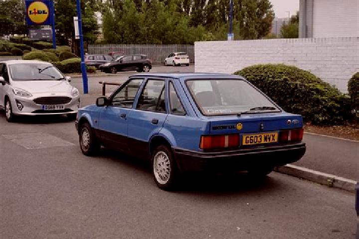 escort Woodside