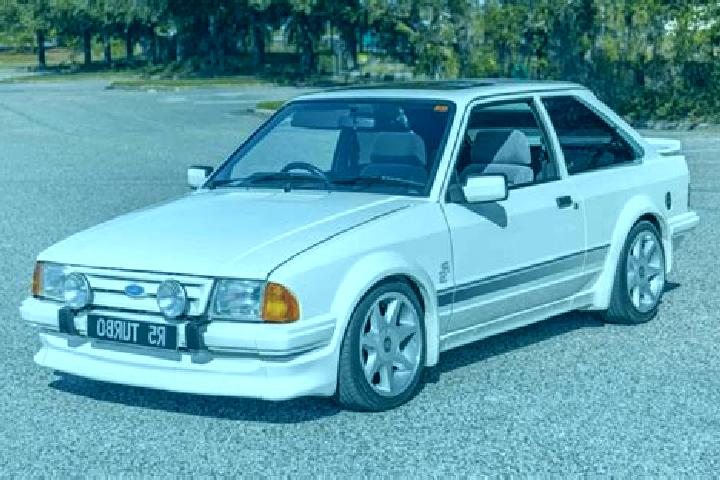 escort Woolaston