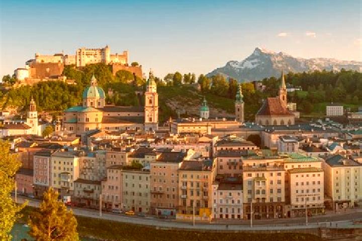 Escorts Aderklaa, Austria — Local Companions