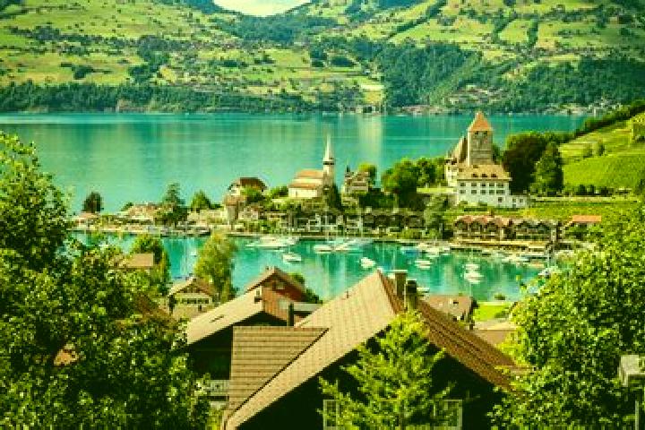 Escorts Aeschi b. Spiez, Switzerland — Local Companions