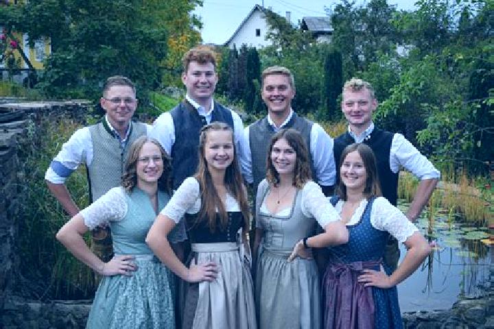 Escorts Aistersheim, Austria — Local Companions