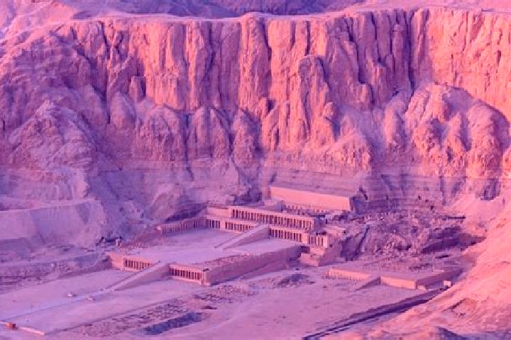 Escorts Al Basaliyah Bahri, Egypt — Local Companions