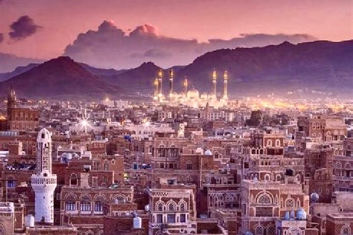 Escorts Al Ma alla , Yemen — Local Companions