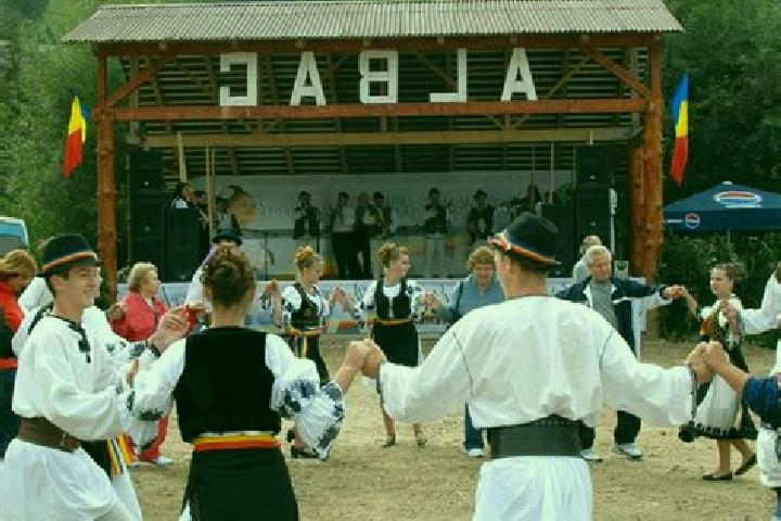 Escorts Albac, Romania — Local Companions