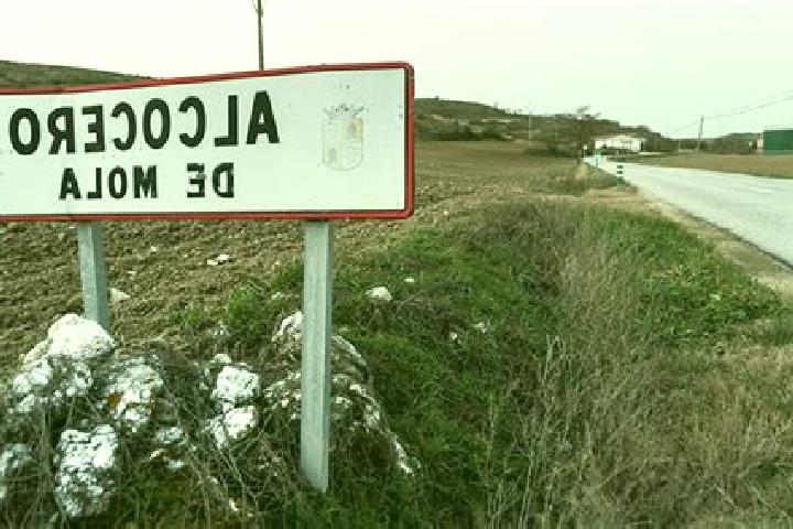 Escorts Alcocero de Mola, Spain — Local Companions