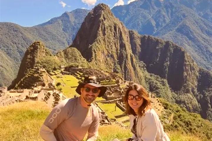 Escorts Algamarca, Peru — Local Companions