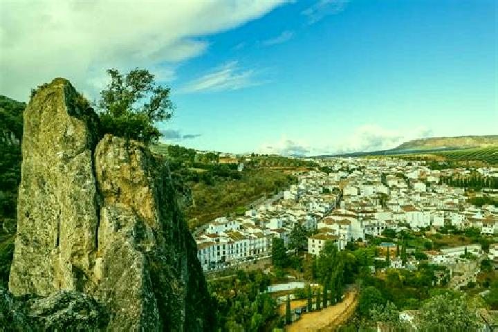 Escorts Almedinilla, Spain — Local Companions