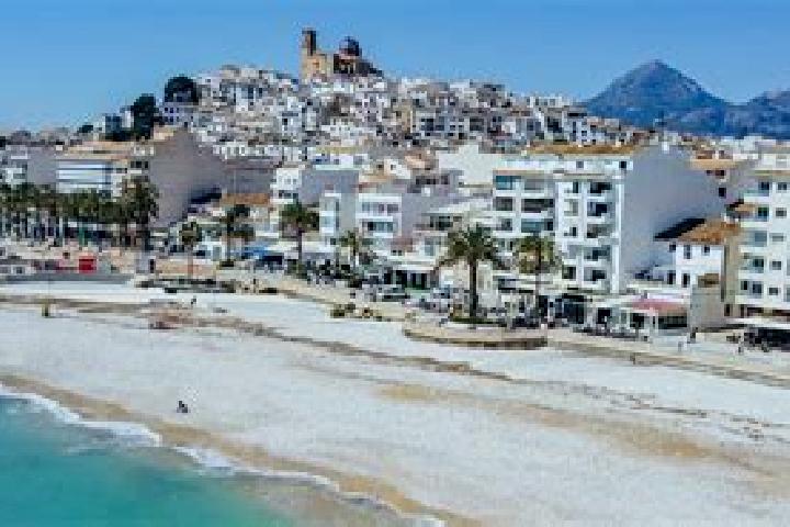 Escorts Altea, Spain — Local Companions