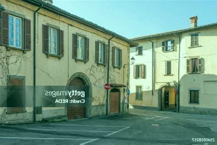 Escorts Ambivere, Italy — Local Companions