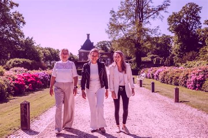Escorts Amerongen, Netherlands — Local Companions