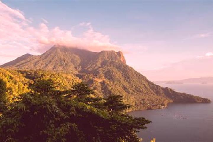 Escorts Anilao, Philippines — Local Companions